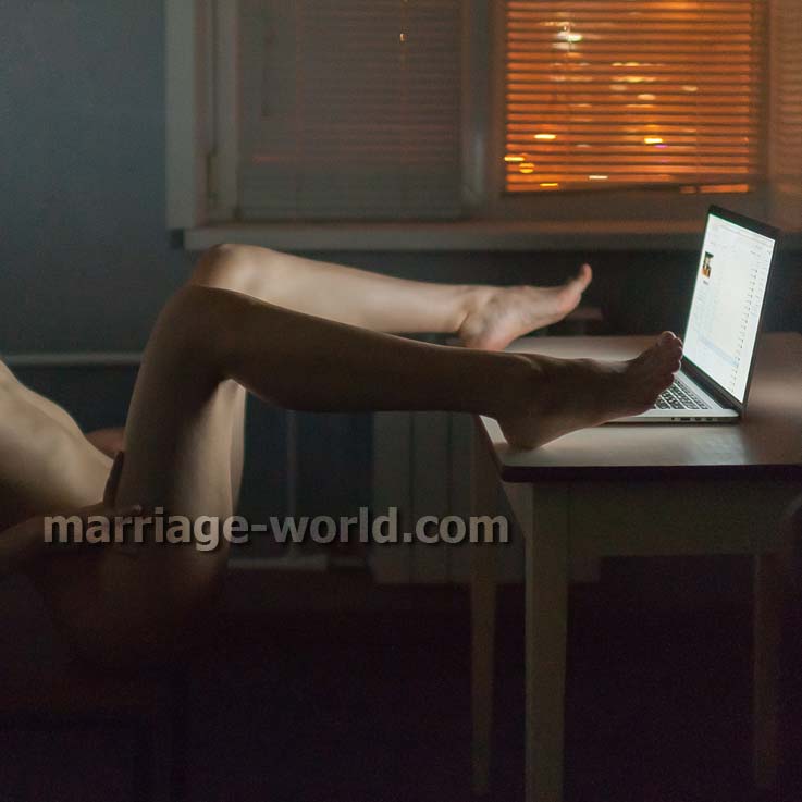 naked russian woman with sexy long legs